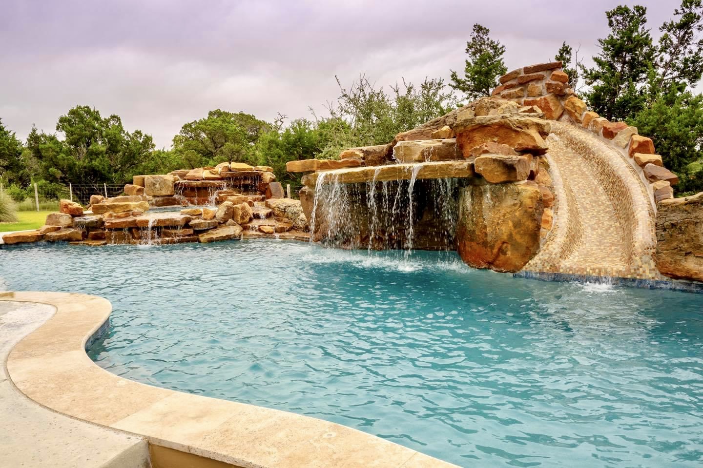 Resort-Style Pool with Spa in Boerne